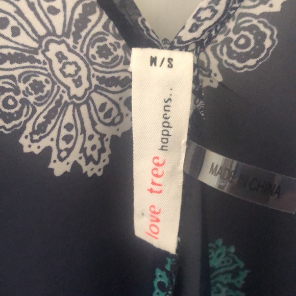 Pretty Colorful Sheer Kimono Top - Picture 2 of 5